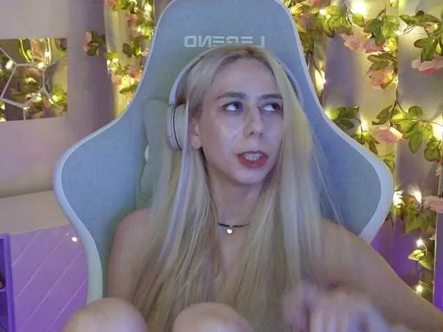 Freechat -Light-Fury- on BongaCams