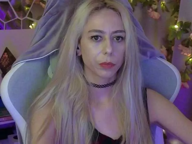 Freechat -Light-Fury- on BongaCams