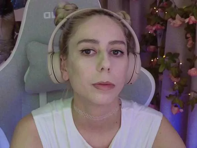 Freechat -Light-Fury- on BongaCams