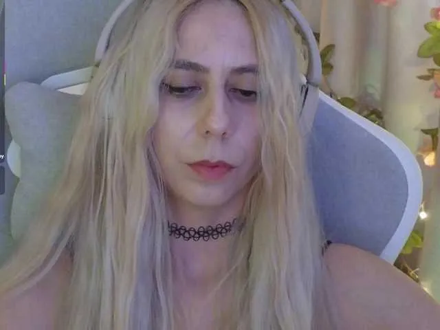 Freechat -Light-Fury- on BongaCams