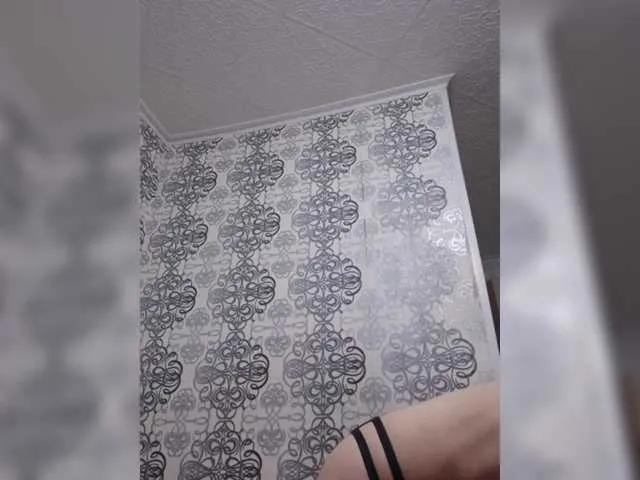 -Little-Devil — Respectful attitude and compliments, gifts.