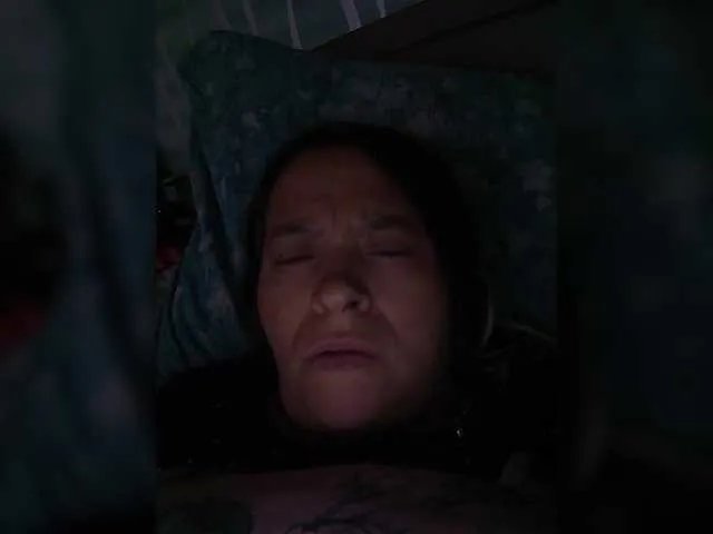 -Raven40- on BongaCams