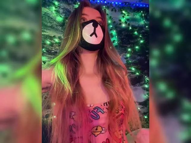 -Summer- on BongaCams