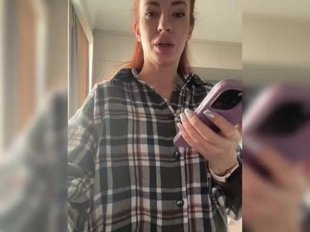 -wowFox- on BongaCams