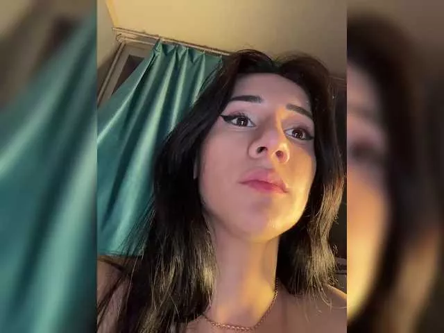 Offline Adel9 on BongaCams