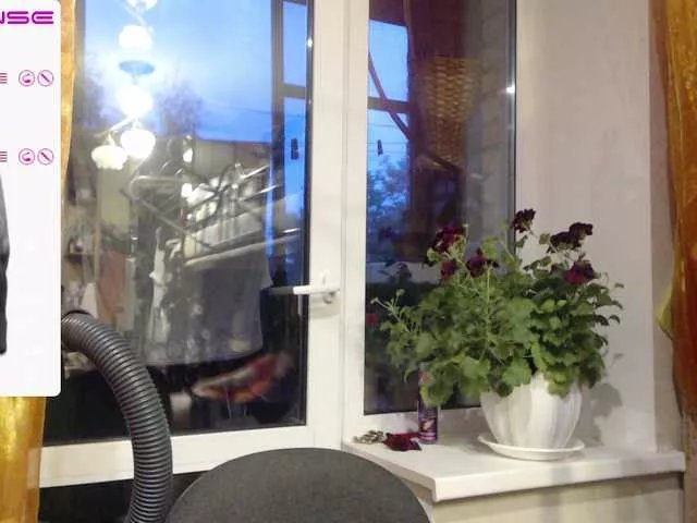 Adiline on BongaCams