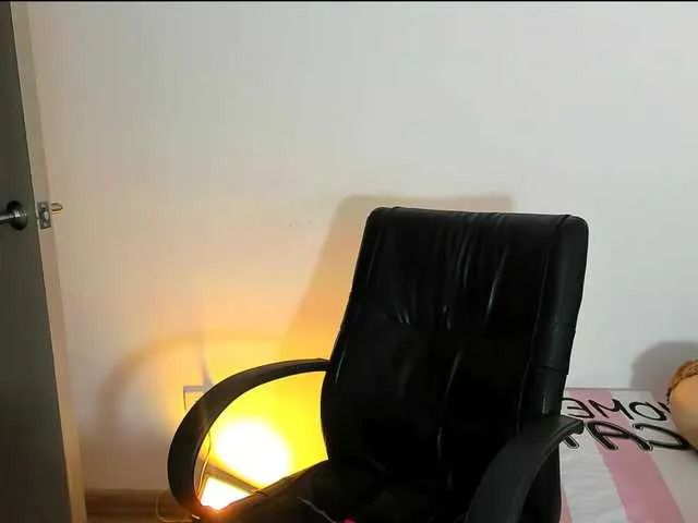 Offline Alanna-atm on BongaCams