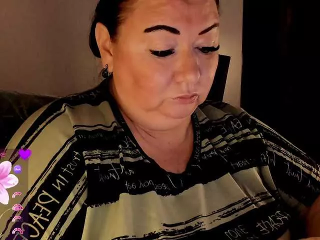 Offline Alinahott1 on BongaCams