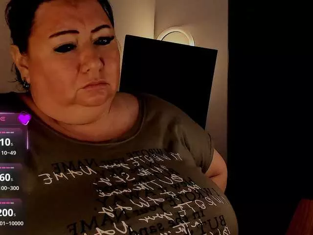 Offline Alinahott1 on BongaCams