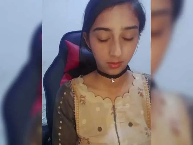 AlinaPopy on BongaCams