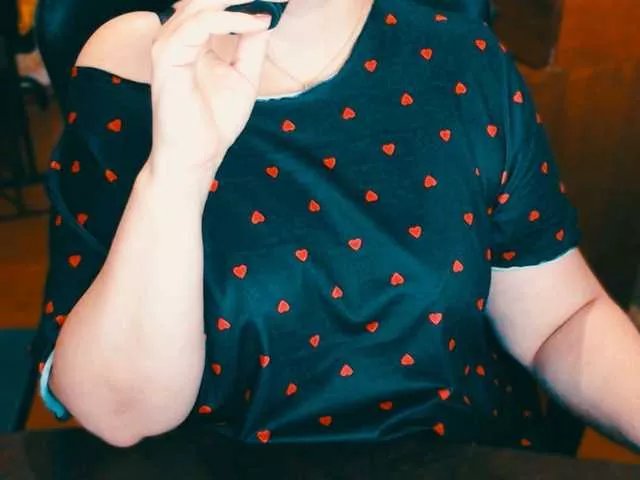 Alisa1917 on BongaCams