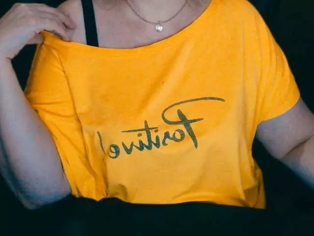 Alisa1917 on BongaCams