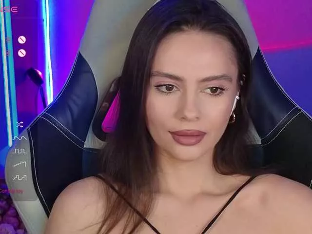 Offline Allla on BongaCams