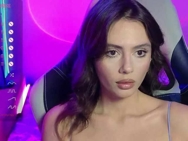 Offline Allla on BongaCams