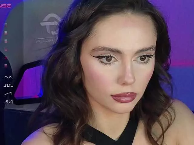 Offline Allla on BongaCams