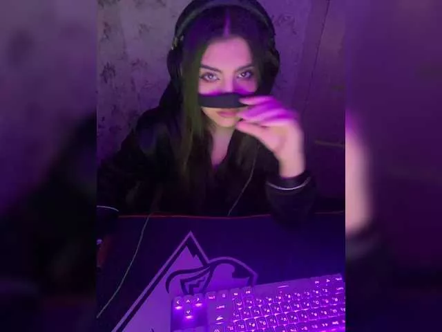 Offline aloeloea on BongaCams