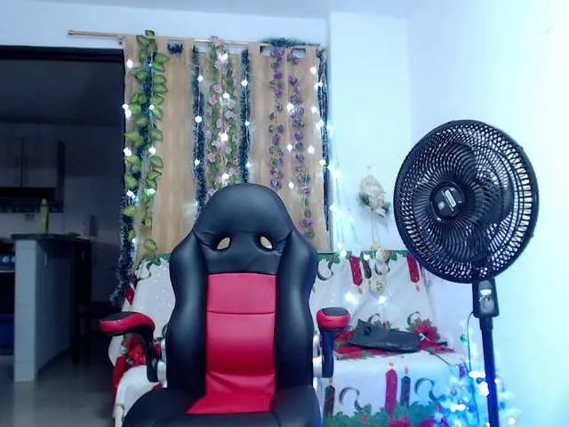 alondra-69- — #lovense#squirt#anal#vibewithme#pantyhose show with nora 