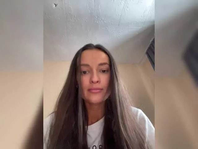 ALYA-01 — Freechat on BongaCams