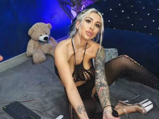 AmberGolden on BongaCams