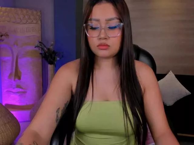 AmberLewis on BongaCams