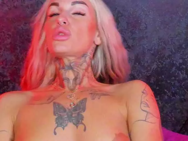 Offline angel8devil on BongaCams