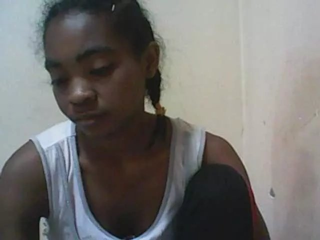 Angelinah75 on BongaCams