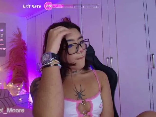 ArielMoore on BongaCams