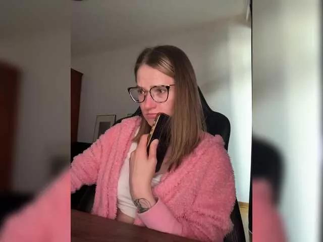 Offline Asya-baby on BongaCams