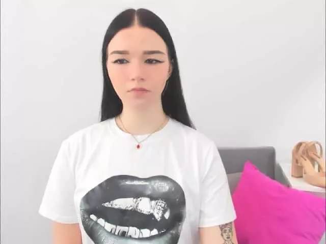 Offline AvaPretty on BongaCams