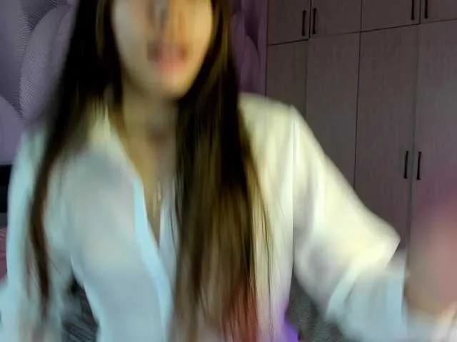 Bambiiiii on BongaCams 