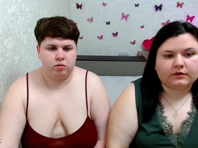 BeckyAndEllen on BongaCams