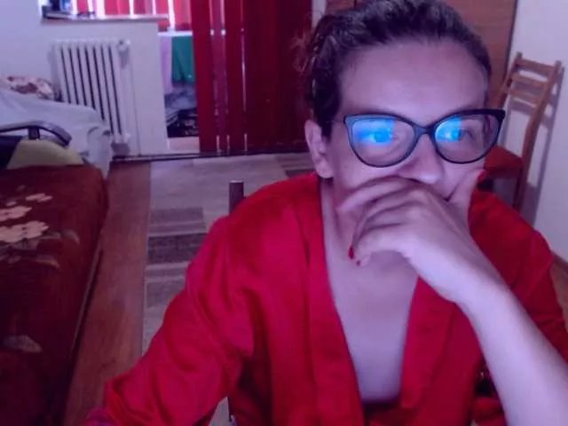 bellaro on BongaCams