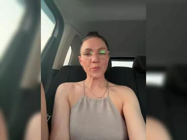 Offline Buffi on BongaCams