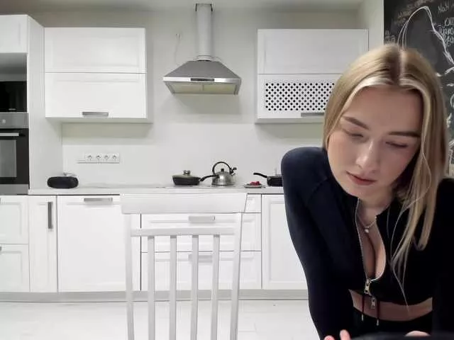 Offline busenok on BongaCams