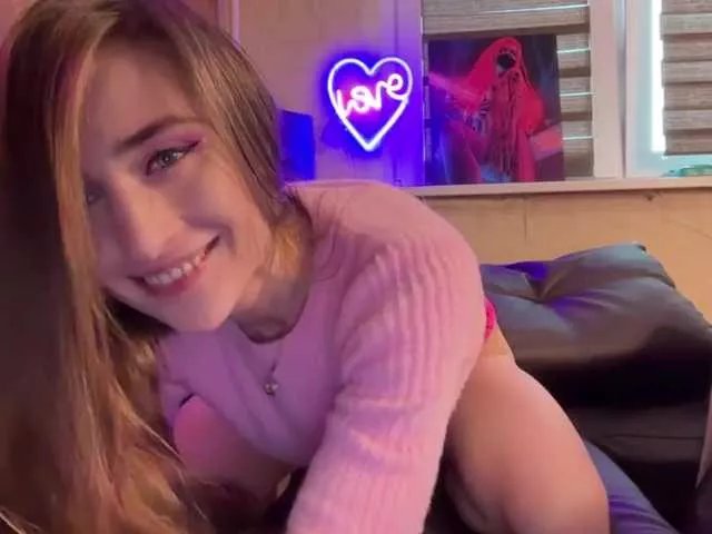 CandyBoom on BongaCams