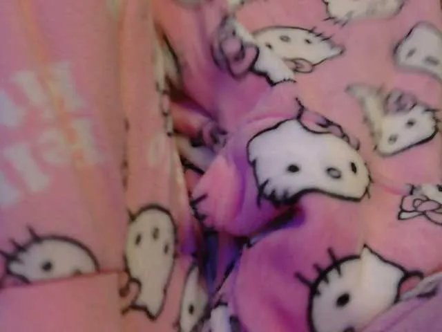 CarluyMessy on BongaCams