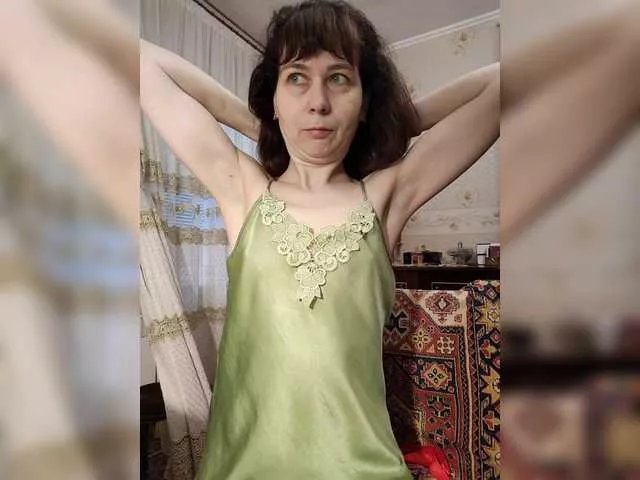 caroliiine on BongaCams