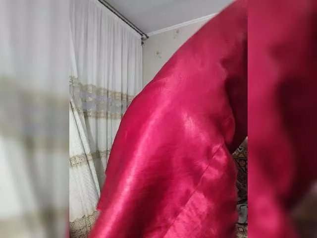 caroliiine on BongaCams