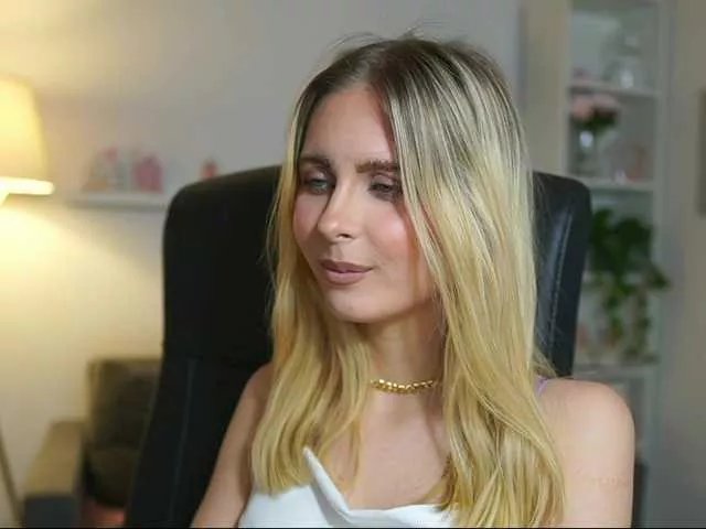 catecrago on BongaCams