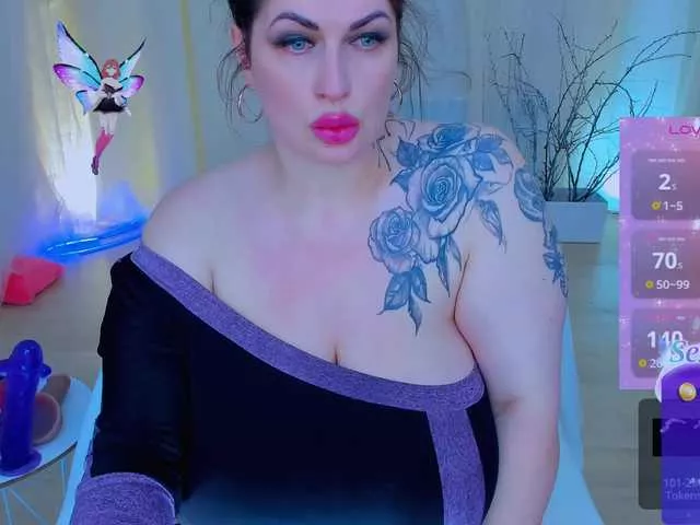 Offline CharlinneSi on BongaCams