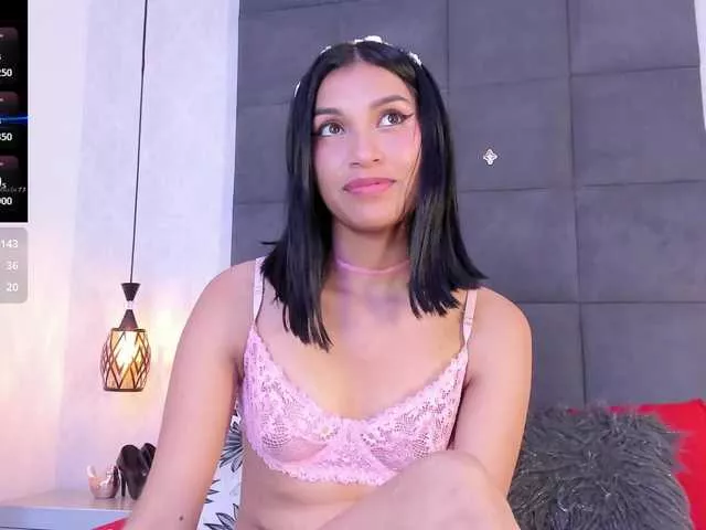 Freechat ChloeMontes on BongaCams