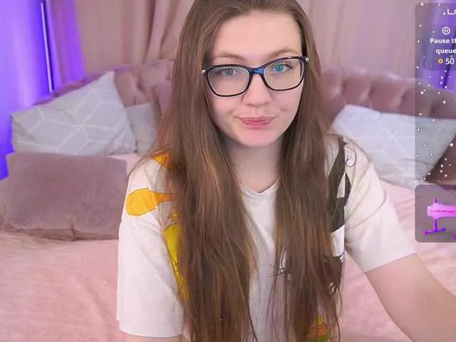 Freechat CinderelaVel on BongaCams