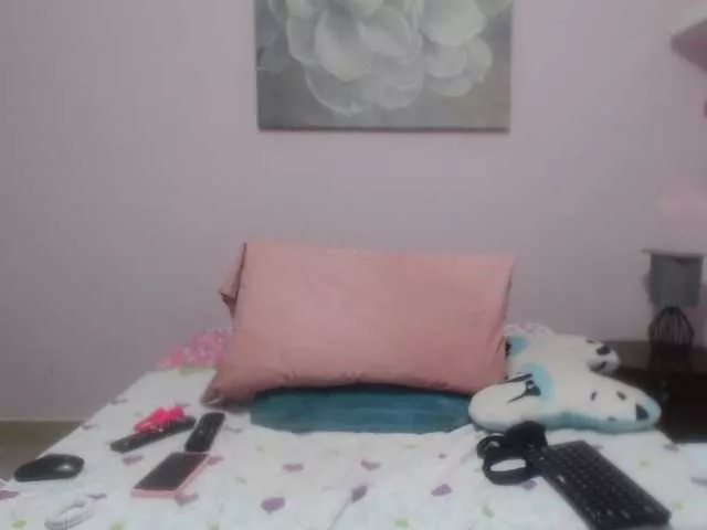 Offline CindyCraw on BongaCams