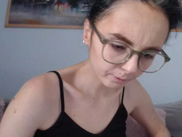 Offline cleophee on BongaCams