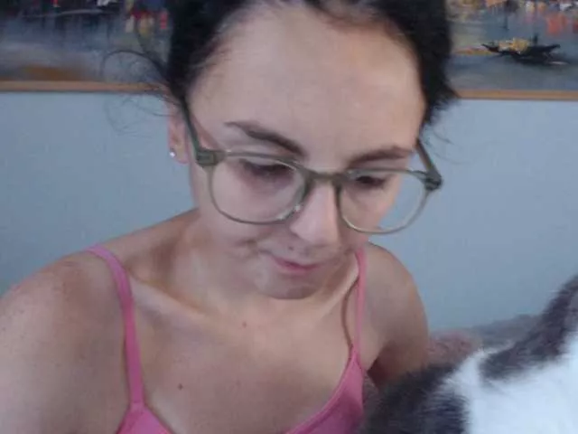 Offline cleophee on BongaCams