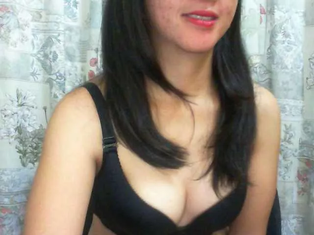 Offline Cyah2 on BongaCams