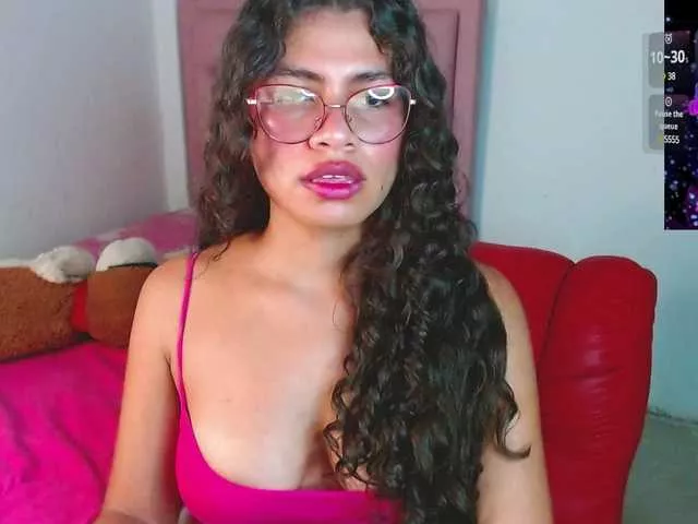 Freechat Cyntiaross on BongaCams