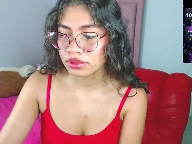 Freechat Cyntiaross on BongaCams