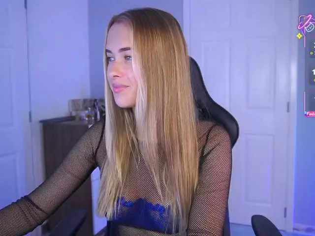 Offline DanikaDillan on BongaCams