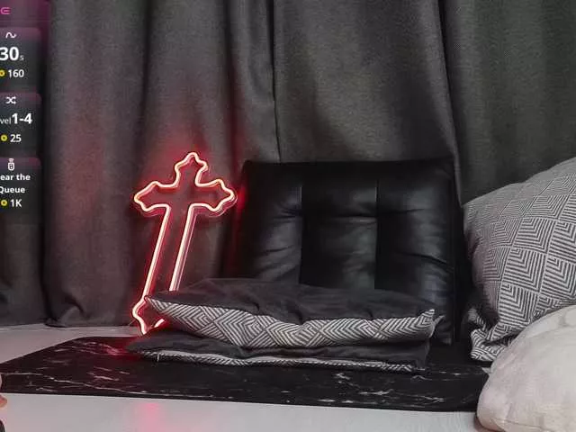 Offline Devilsbride on BongaCams